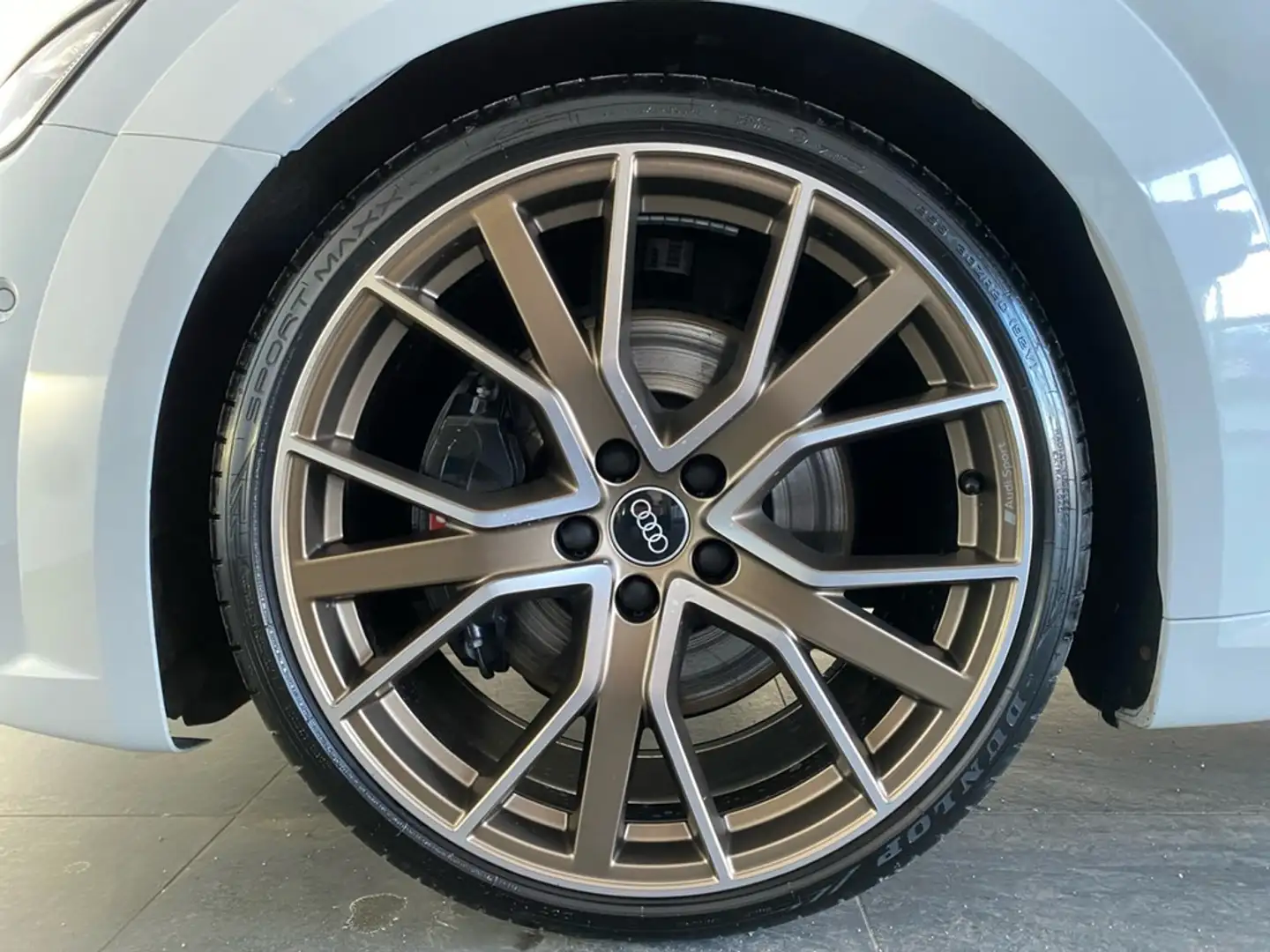 Audi TTS Roadster 2.0 TFSI quattro MATRIX+RFK+B&O+NAVI Weiß - 2