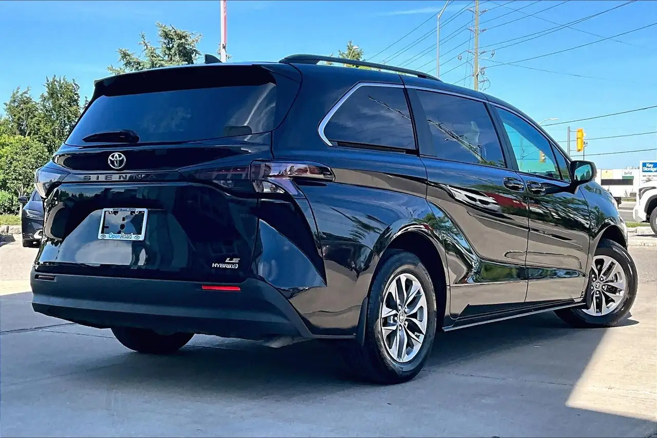 Toyota Sienna fotografie Toyota Sienna