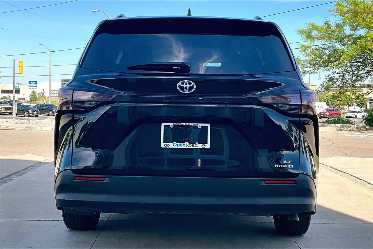 Toyota Sienna fotografie Toyota Sienna