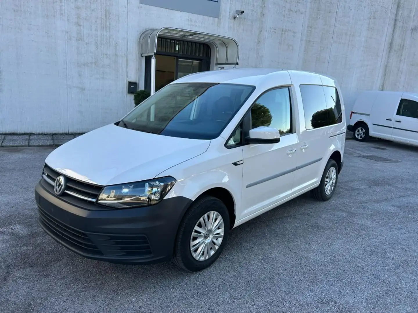 Volkswagen Caddy 1.4 TGI DSG Comfortline Bianco - 1