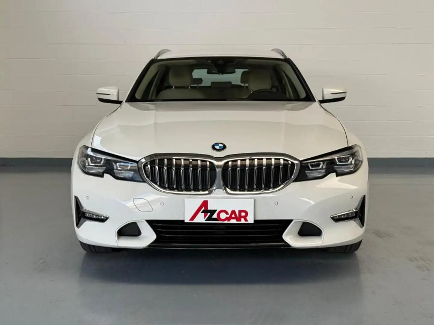 BMW 320 d Touring mhev 48V Luxury auto Weiß - 2