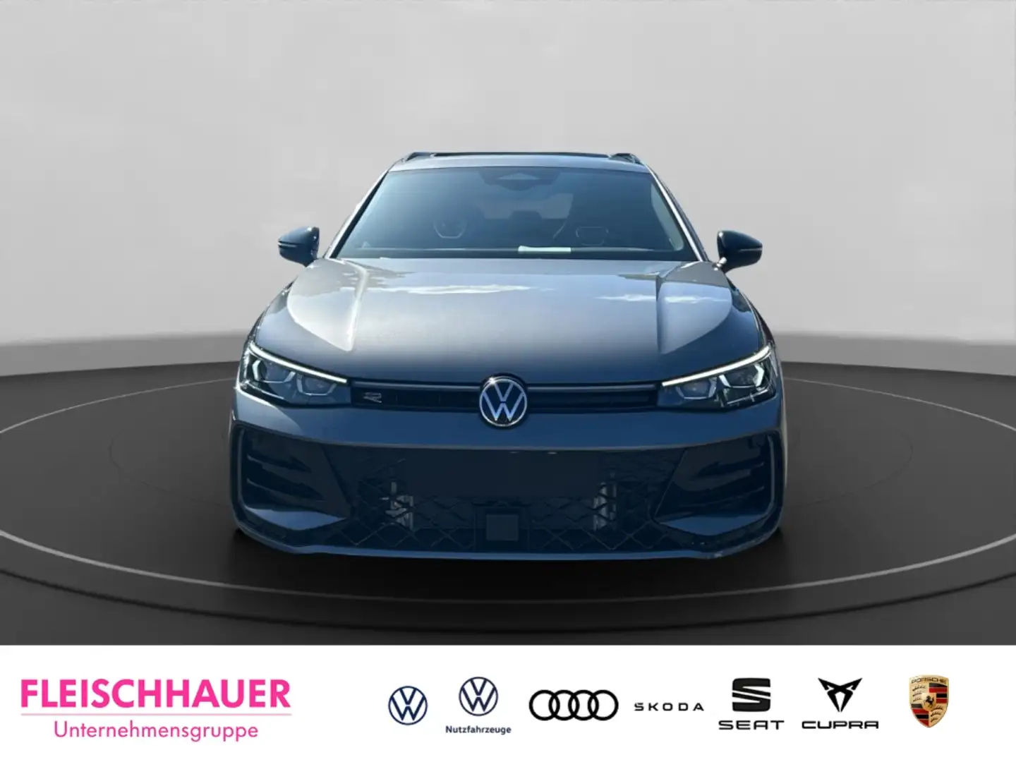 Volkswagen Passat 2,0 l TDI 4Motion R-Line Sportpaket HUD AD AHK-kla Grau - 2