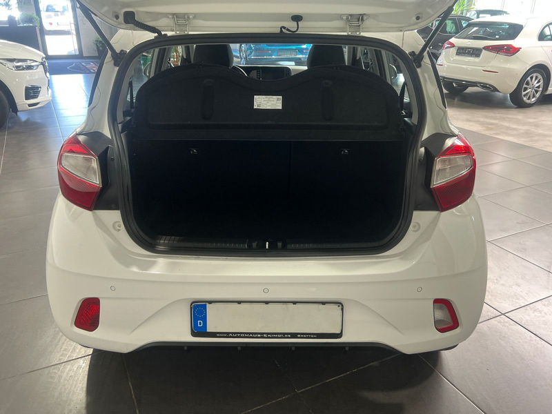 Hyundai i10 1.0 Automatik **Navi*Kamera*SHZ*PDC** — photo 5