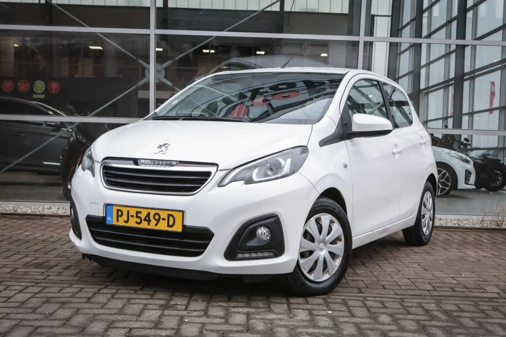 Peugeot 108 1.0 e-VTi Blue Lion | Bluetooth | Airco | Wit - 1