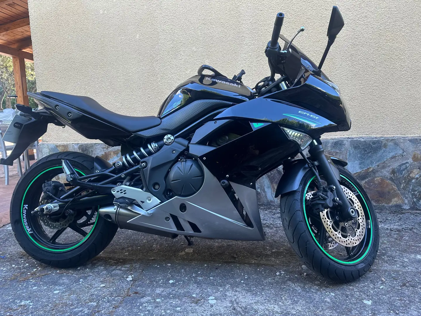 Kawasaki ER - 6 F ABS Limitada Negro - 1