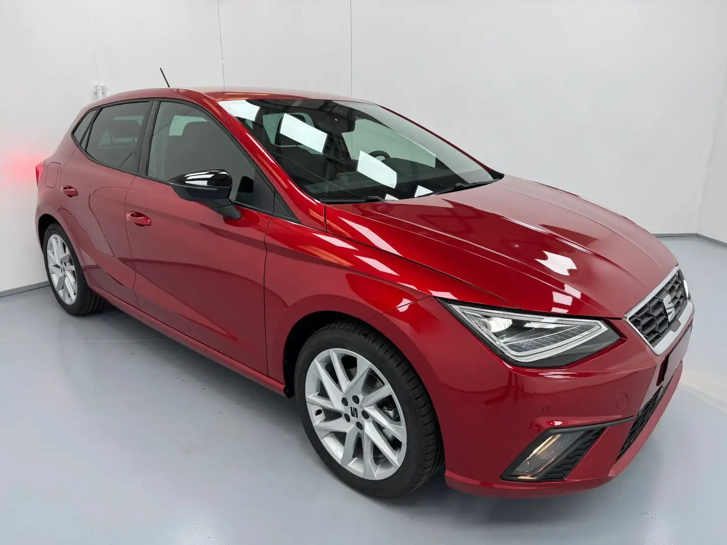 SEAT Ibiza FR 1.0 ECOTSI 110CV KM0 2024 ONLY PROMO Rosso - 1