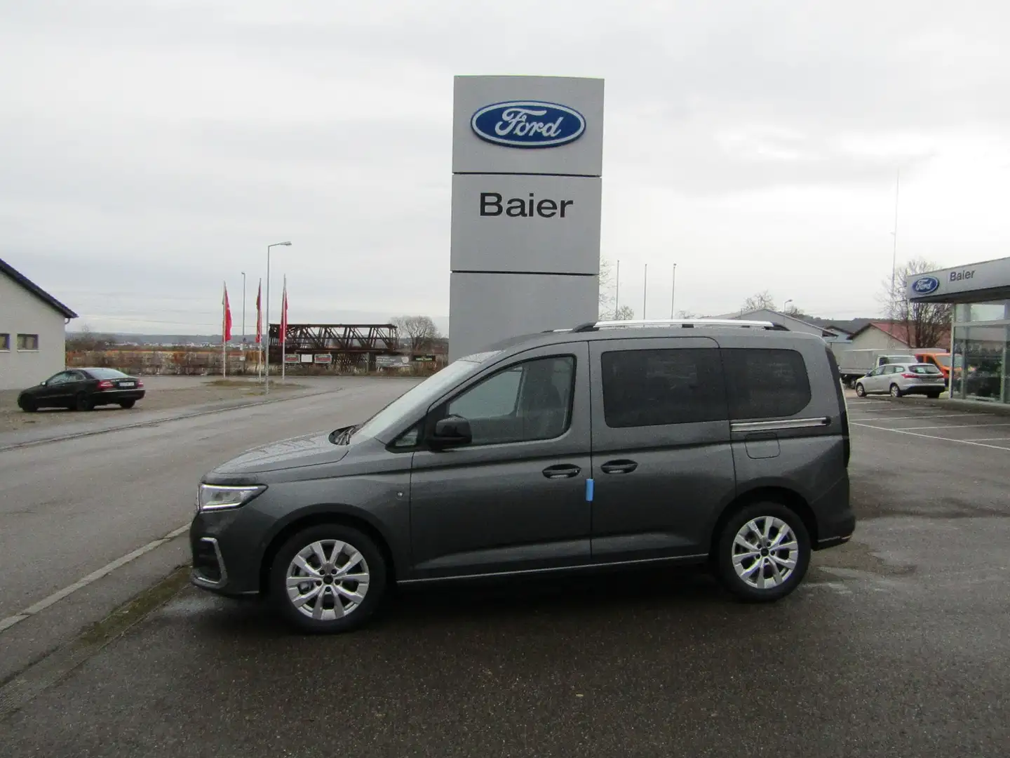 Ford Tourneo Connect Titanium - Key Free/AHK/Navi/ACC/ Gris - 1