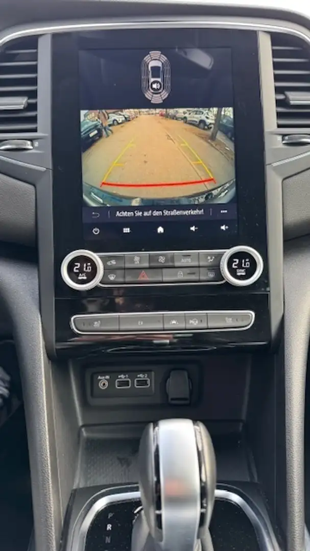 Renault Megane INTENS TCe 160 PHEV Klima PDC Carplay Schwarz - 2