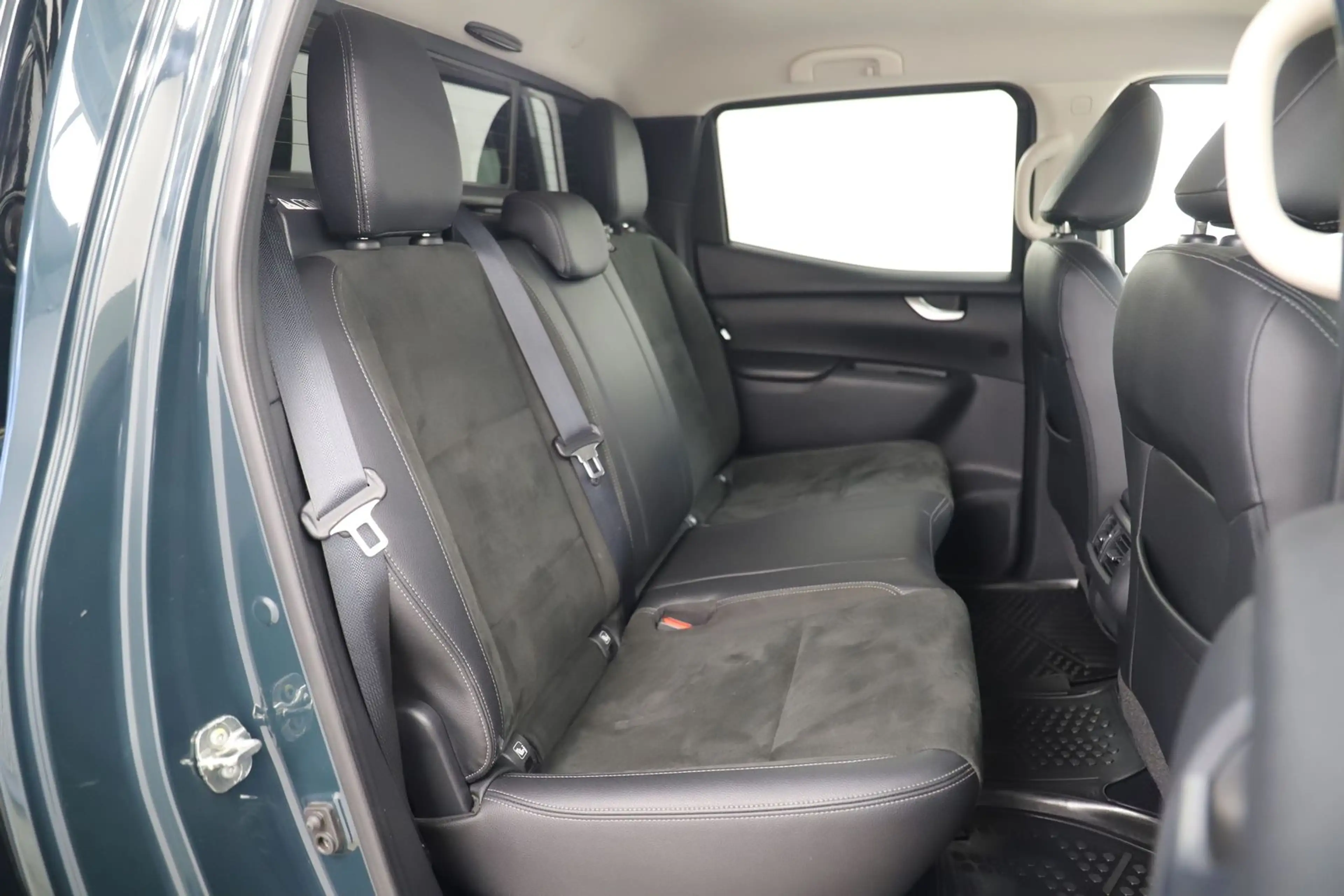 Mercedes-Benz X 250 X250d 190PS 7G 4Matic Edition DoKa Hardtop AHK — photo 12