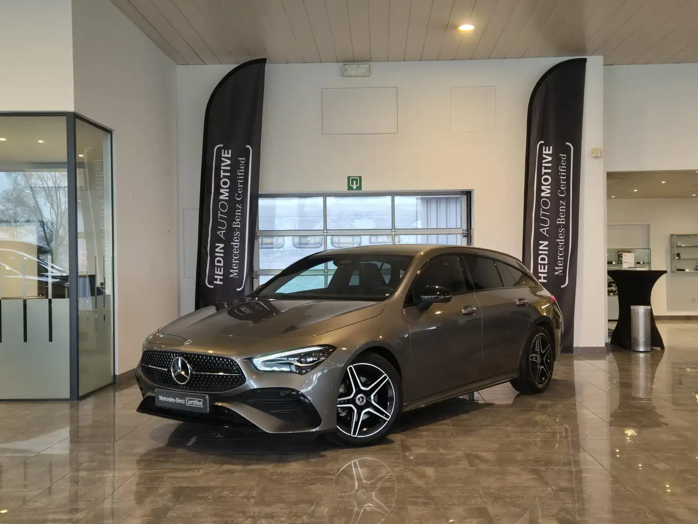 Mercedes-Benz CLA 180 Shooting Brake AMG Line | Smartphone Integratie | Grijs - 1