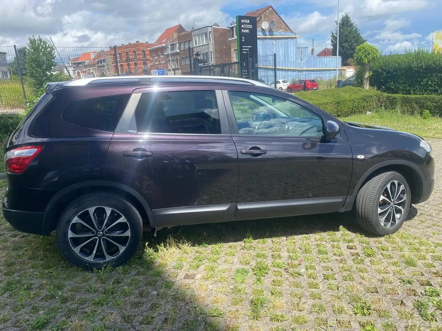 Nissan Qashqai+2 Nissan Qashqai +2 1.6 Essence - 2011 - 212 000 km - 2