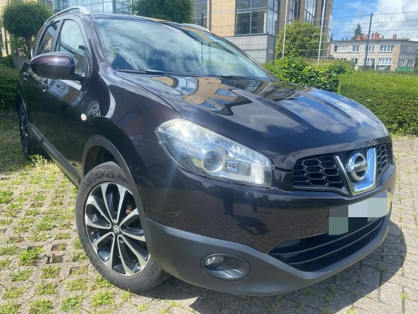 Nissan Qashqai+2 Nissan Qashqai +2 1.6 Essence - 2011 - 212 000 km - 1