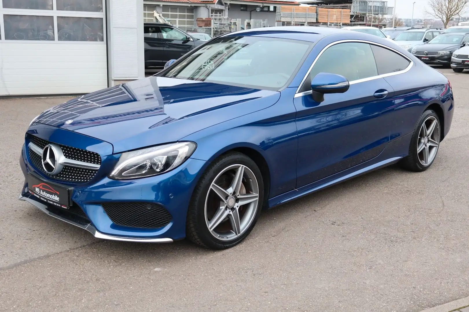 Mercedes-Benz C 200 Coupe 7G *AMG Line* Navi_LED_Ambiente Blau - 1