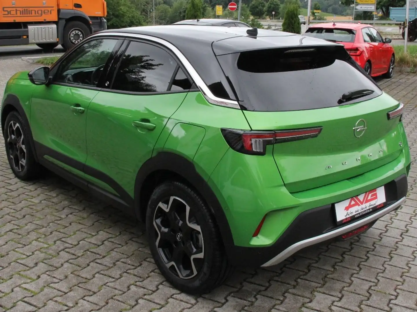 Opel Mokka ULTIMATE Matrix-LED NAV CAM 11KW Lader NAVI Grün - 1
