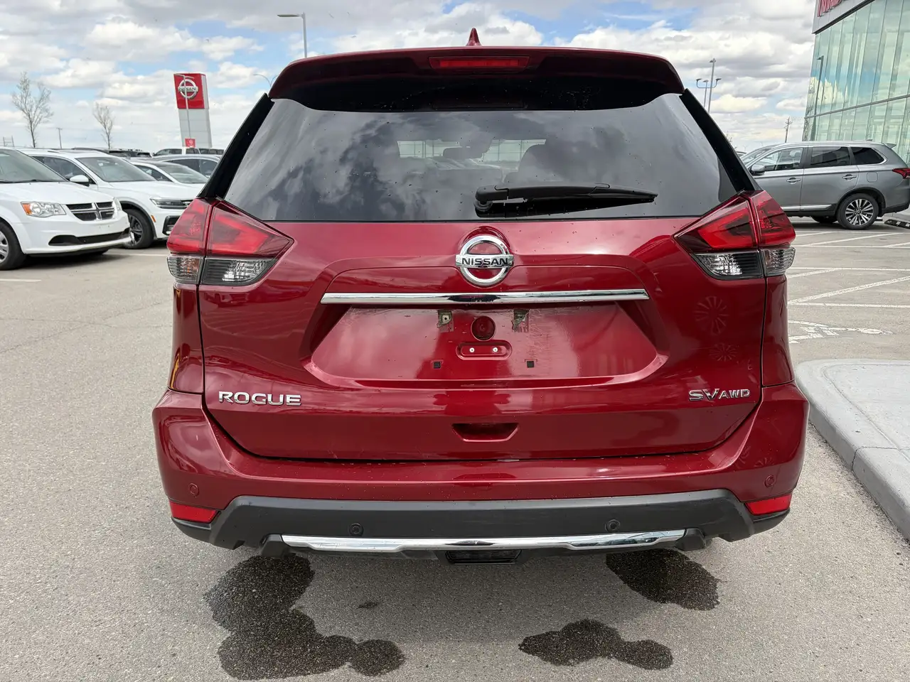 Nissan Rogue снимка Nissan Rogue