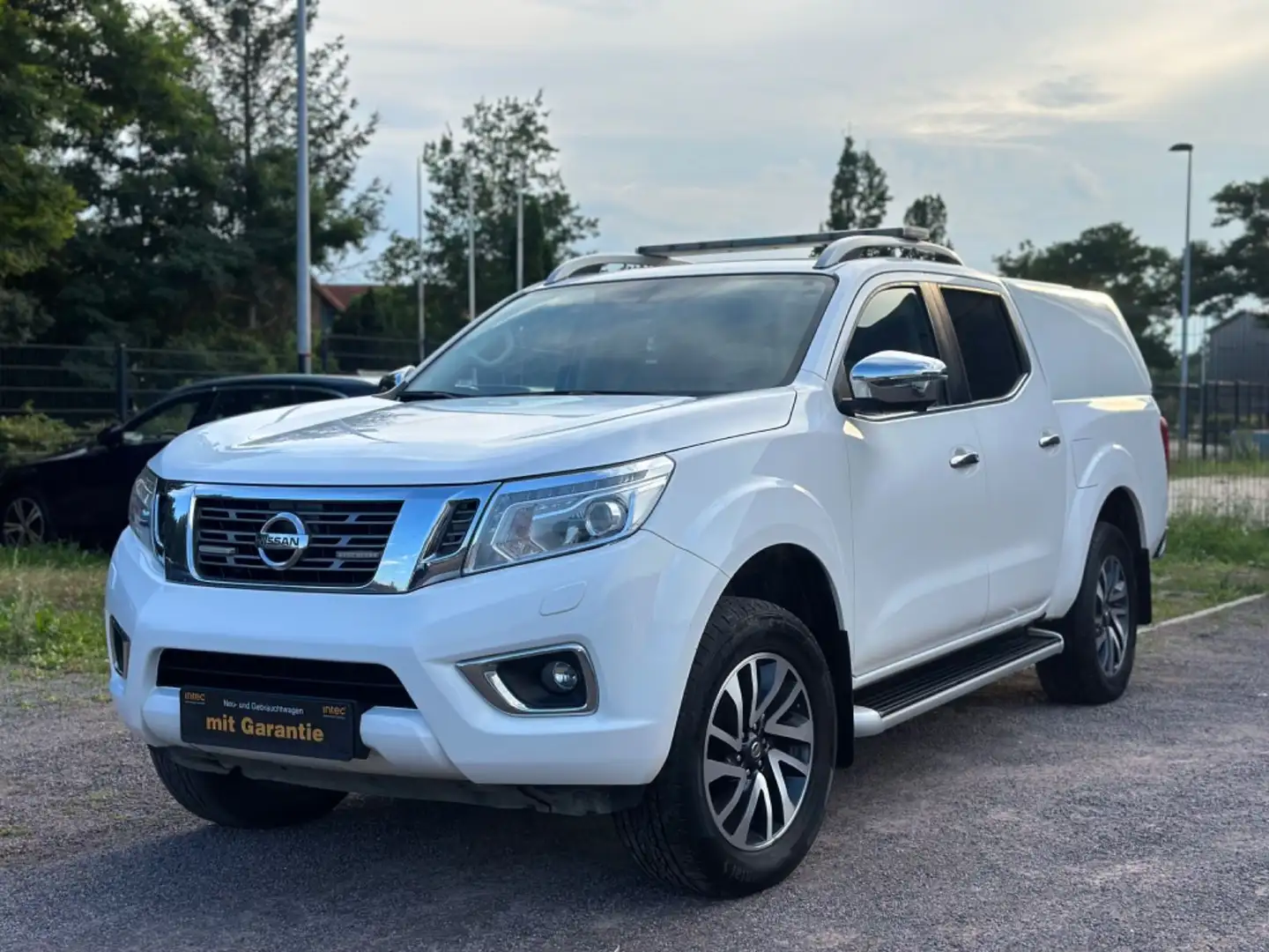 Nissan Navara NP300 Tekna Double Cab 4x4|360|SD|AHK|BAU Weiß - 1