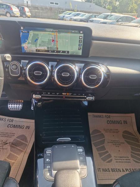Mercedes-Benz A 250 e Premium Plus AMG pack — photo 11