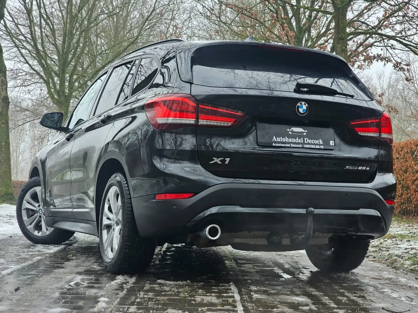 BMW X1 X1 xDrive25e / BTW / HEAD UP/ LANE ASSIST Noir - 2