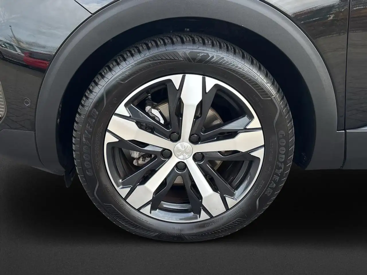 Peugeot 3008 Allure Pack PureTech 130 EAT8 9