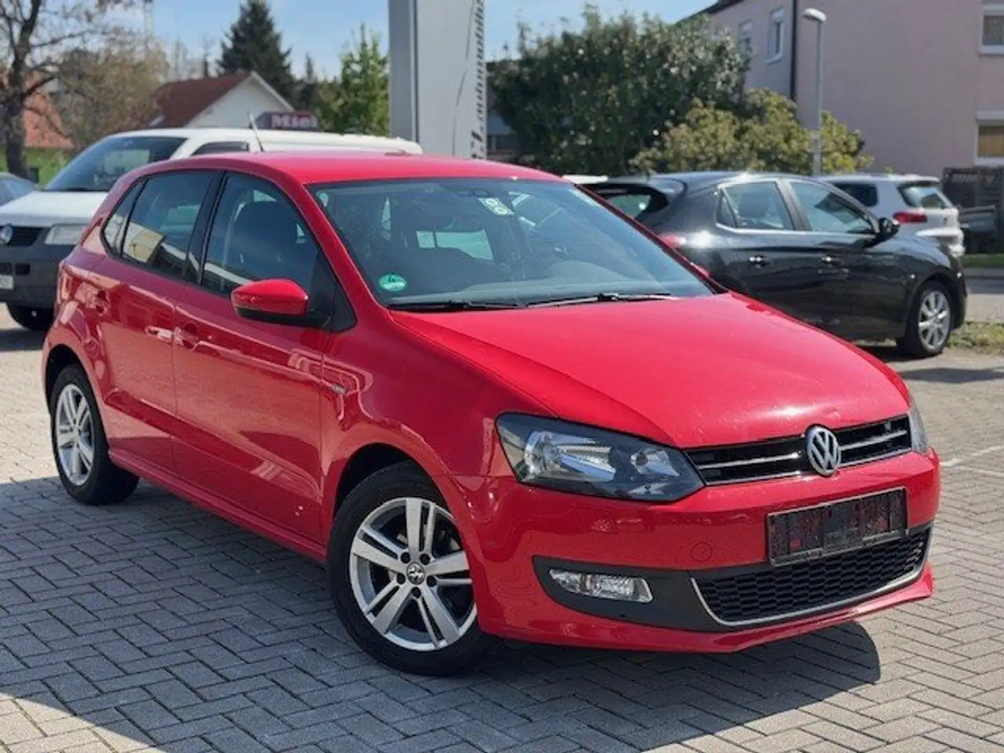 Volkswagen Polo Life Rouge - 2