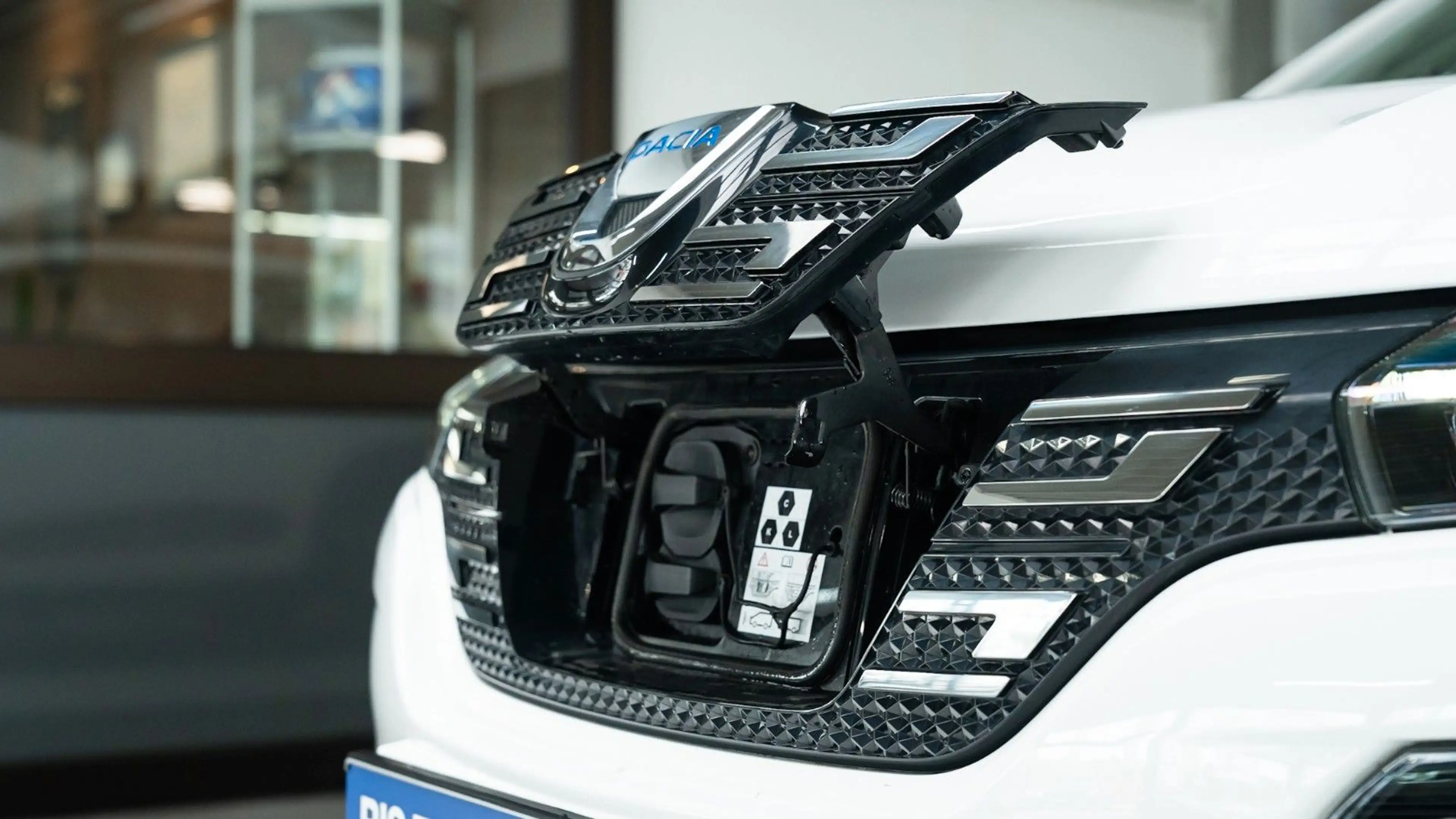 Dacia Spring Electric Comfort Plus — photo 6