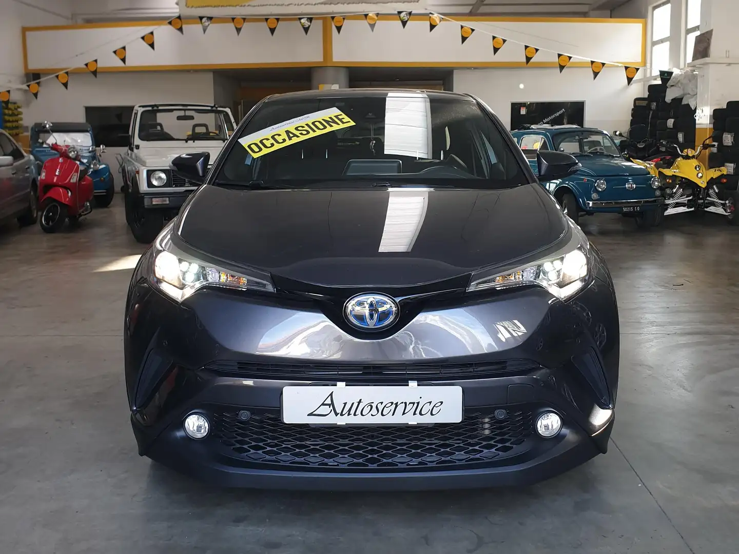 Toyota C-HR C-HR 1.8h Lounge 2wd e-cvt my18 Grigio - 2