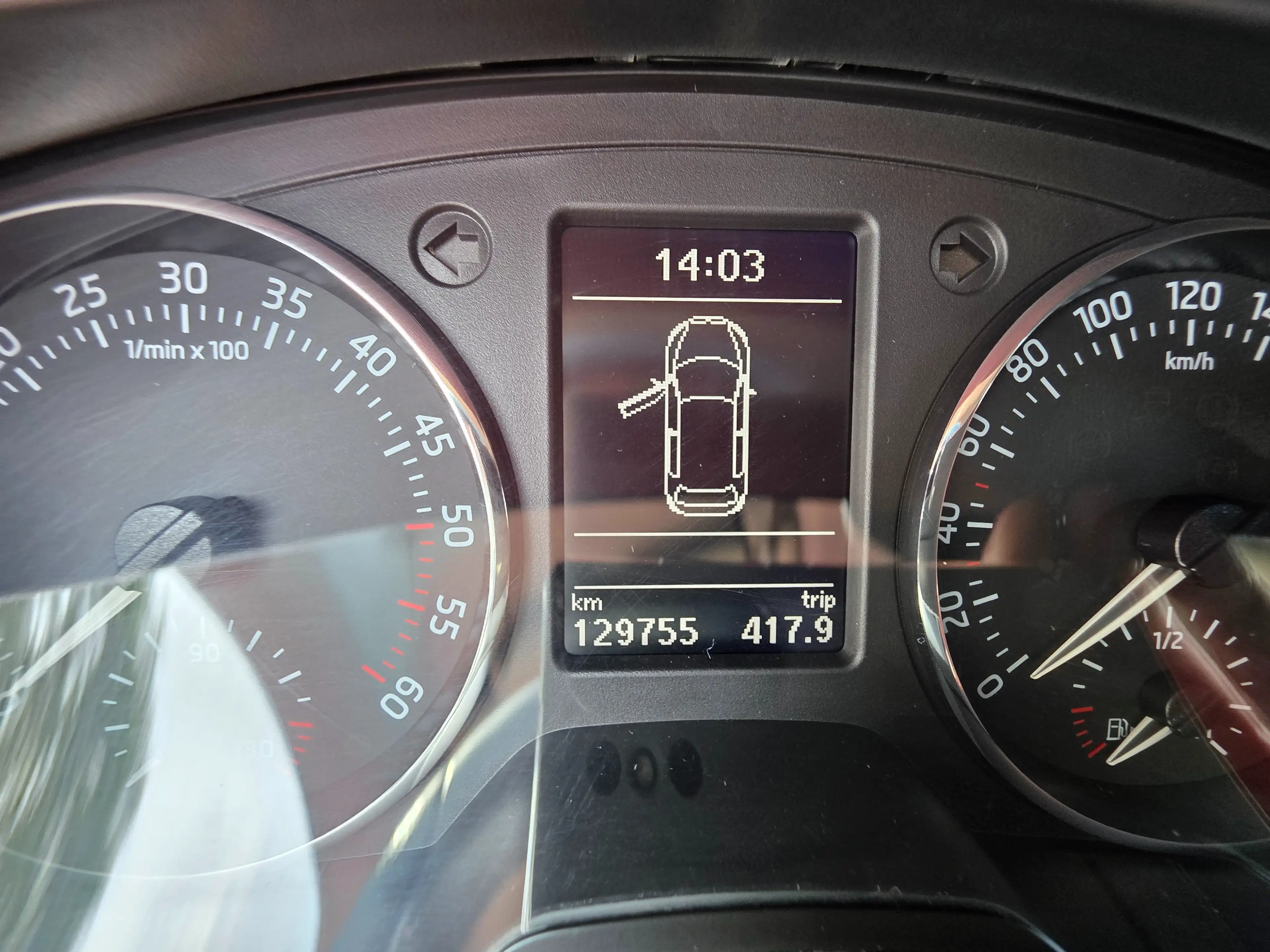 Skoda Rapid/Spaceback Rapid Spaceback 1,6 TDI Elegance Elegance — photo 10