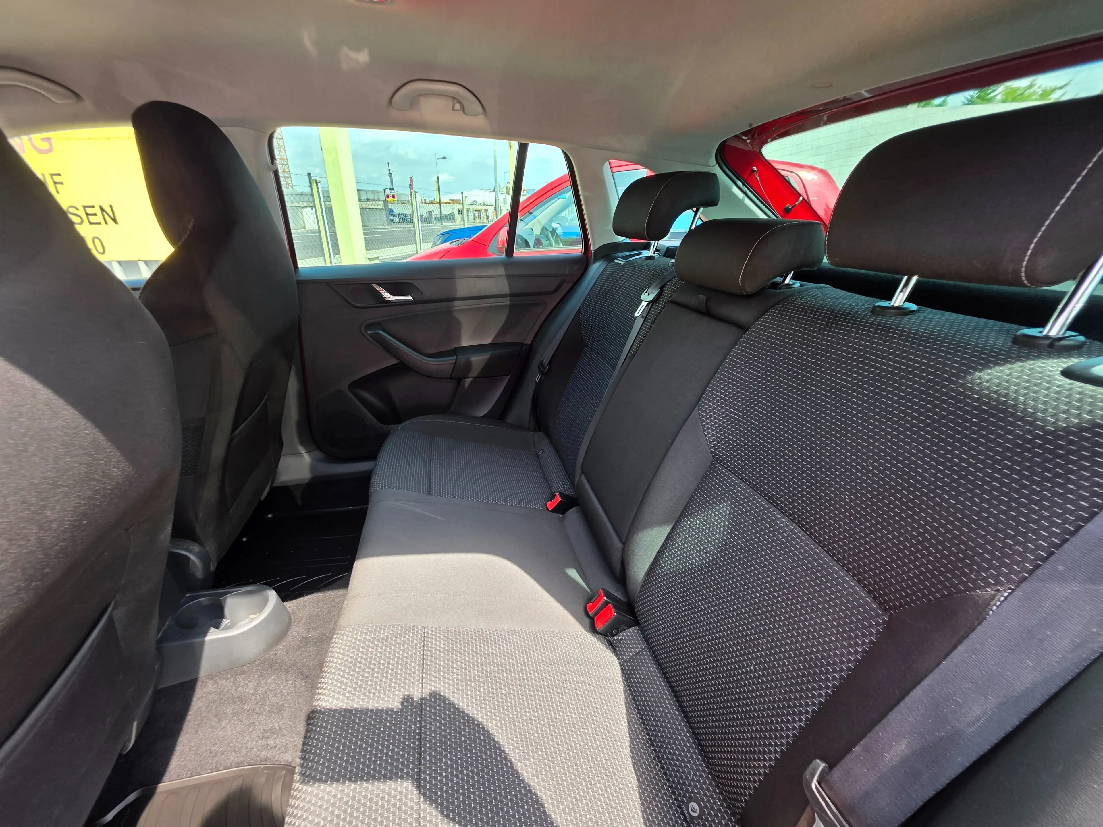 Skoda Rapid/Spaceback Rapid Spaceback 1,6 TDI Elegance Elegance — photo 14