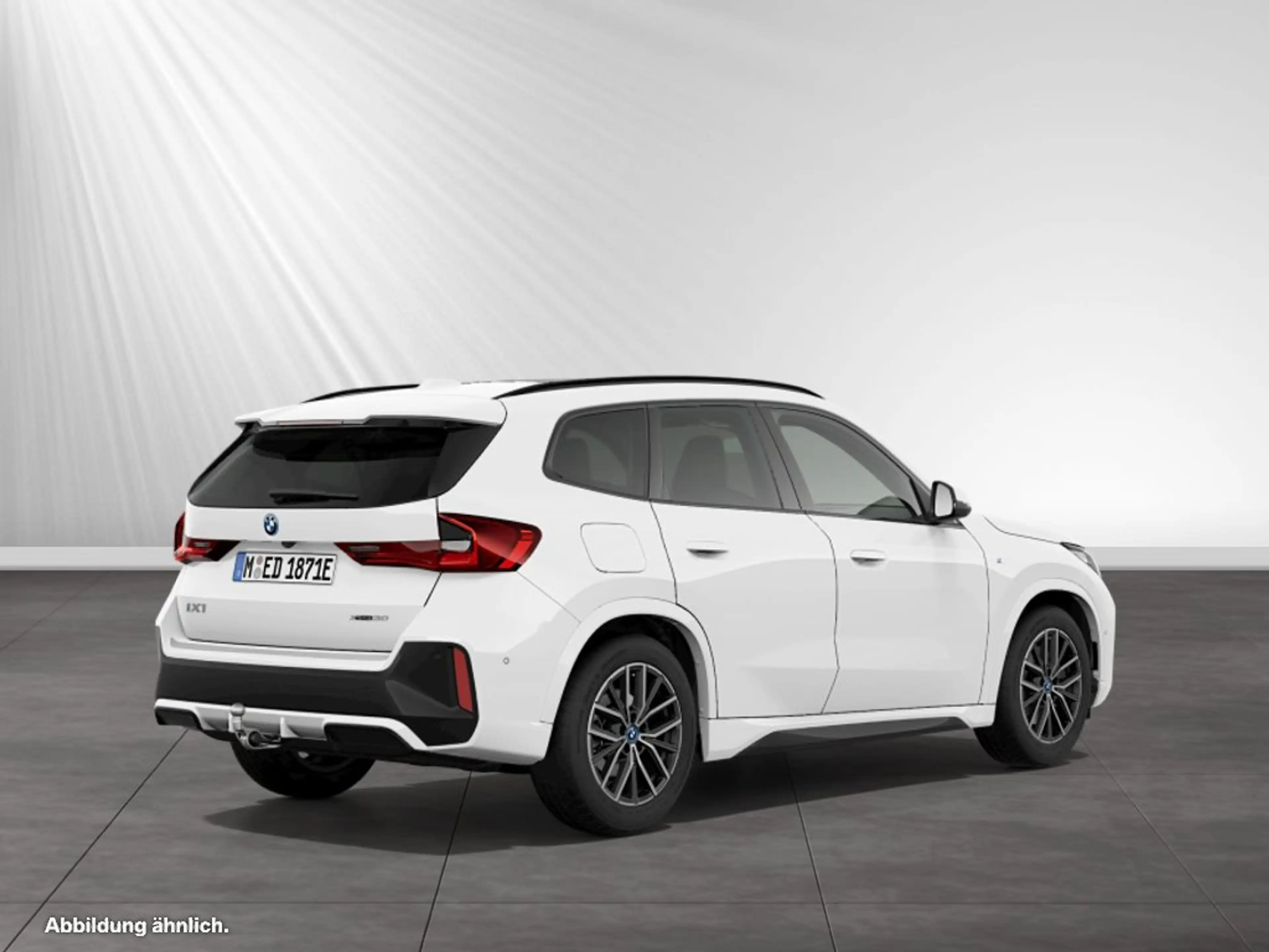 BMW iX1 xDrive30 M Sport|AHK|Pano|Head-Up|H/K — photo 2
