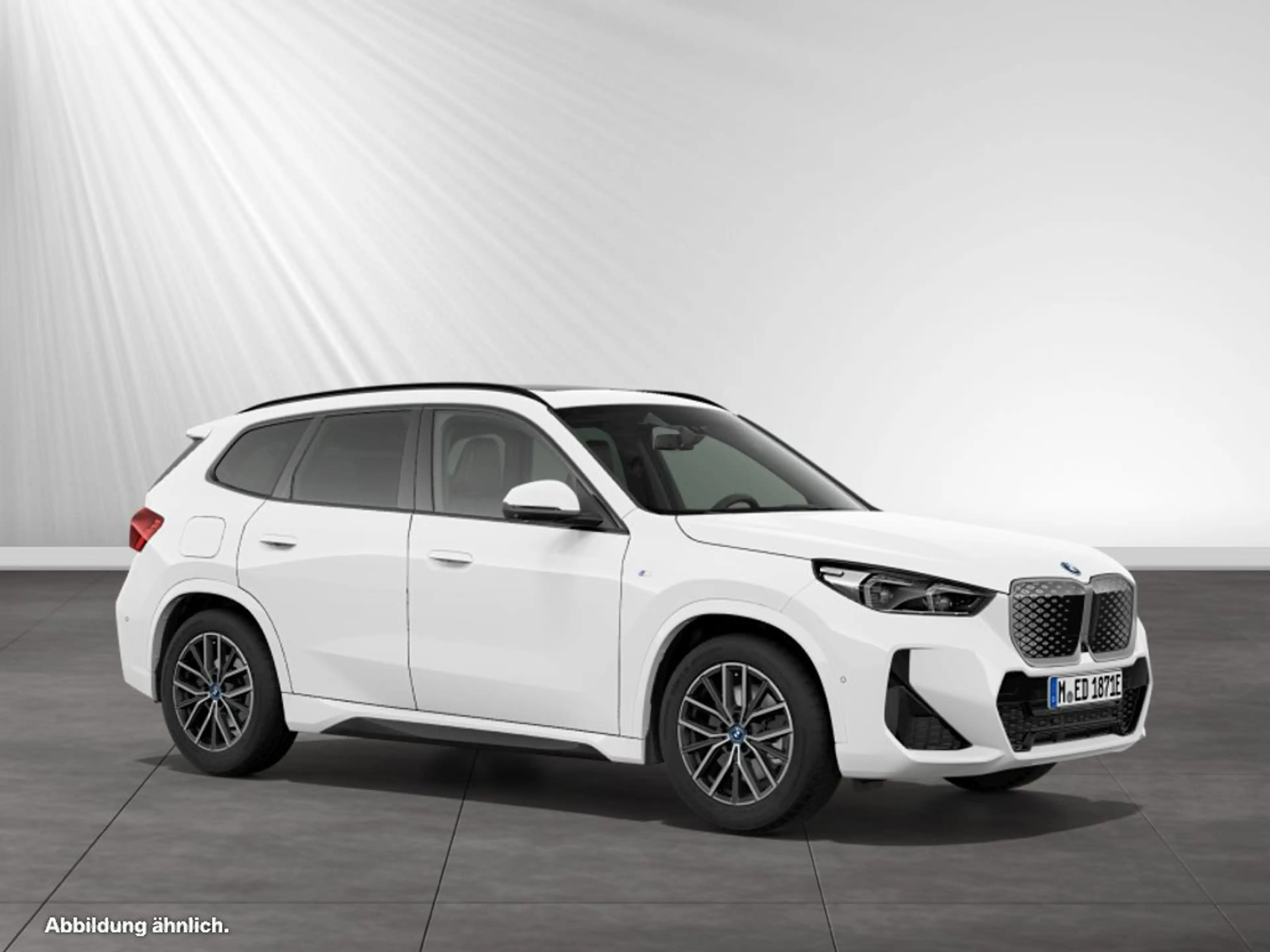 BMW iX1 xDrive30 M Sport|AHK|Pano|Head-Up|H/K — photo 12