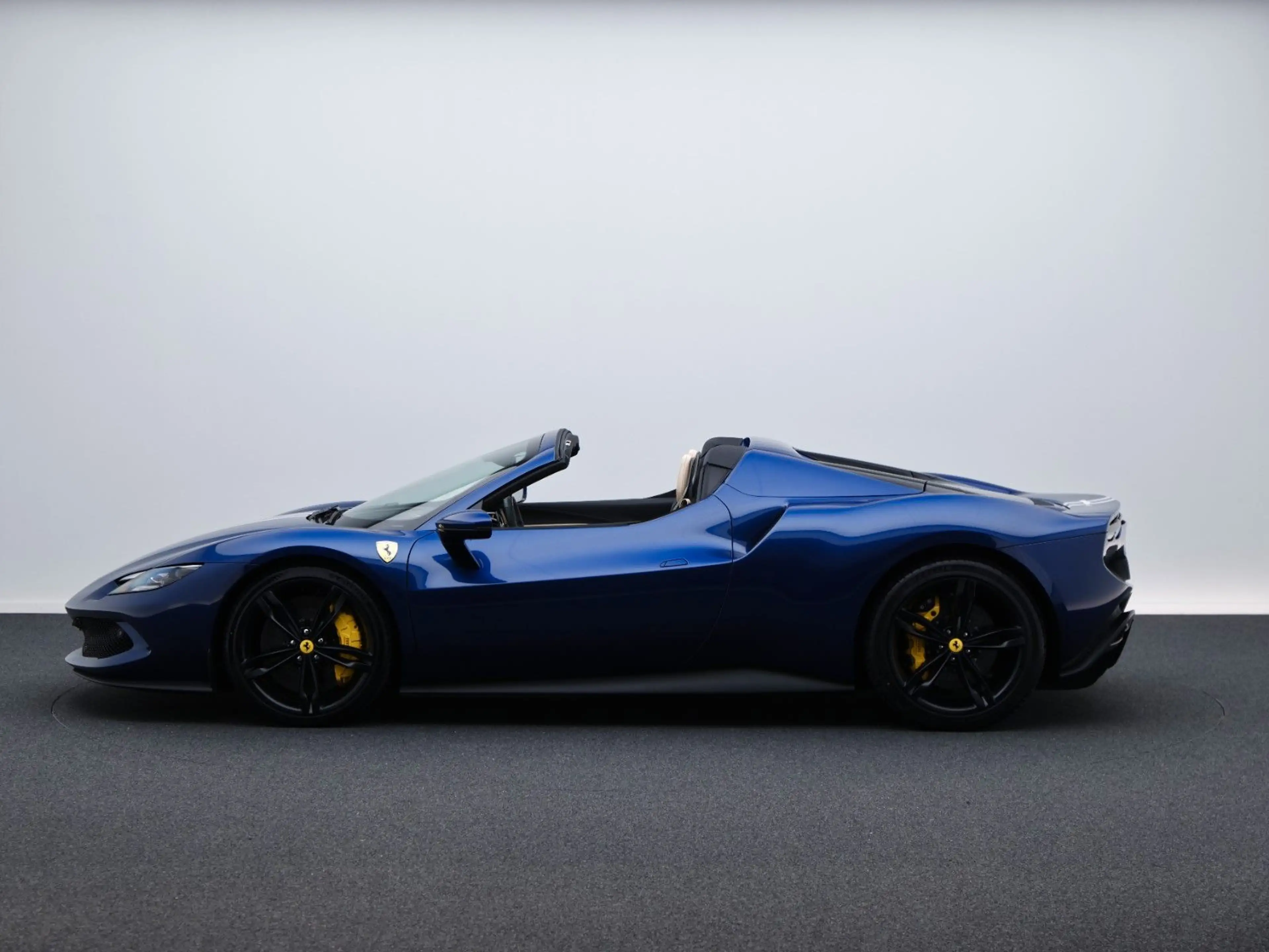 Ferrari 296 GTS ***Ferrari Frankfurt*** — photo 9