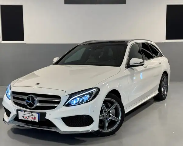 Mercedes-Benz C 220 Premium 4matic auto AMG LINE!