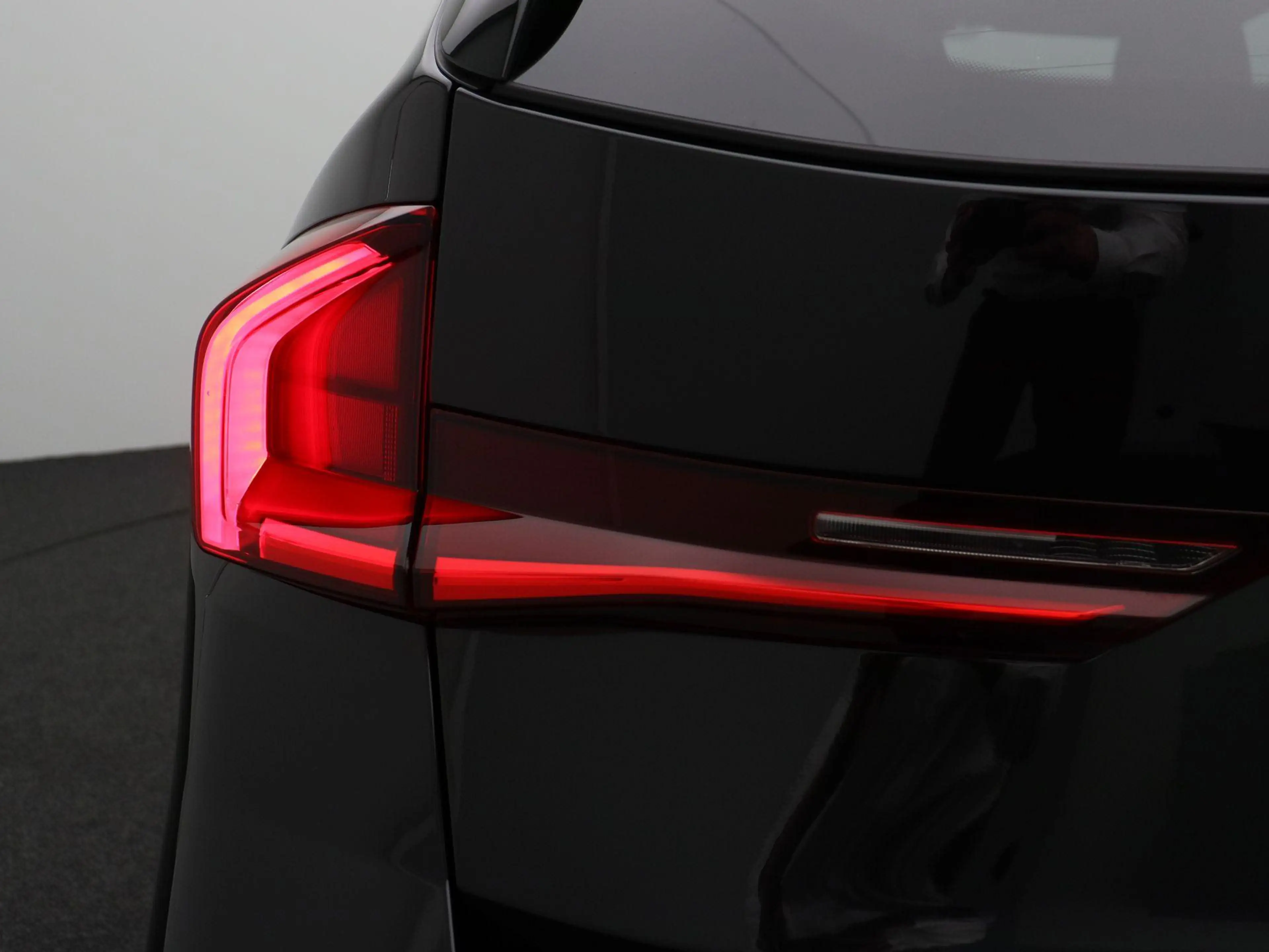 BMW X1 sdrive 20i M Sportpakket | Travel Pack | Achteruit — photo 9