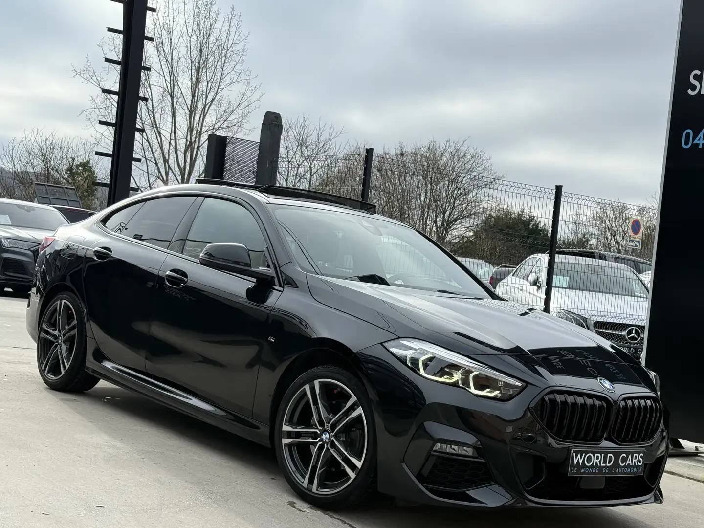 BMW 218 iA Gran Coupé PACK M TOIT PANO COCKPIT CAMERA FULL Schwarz - 2