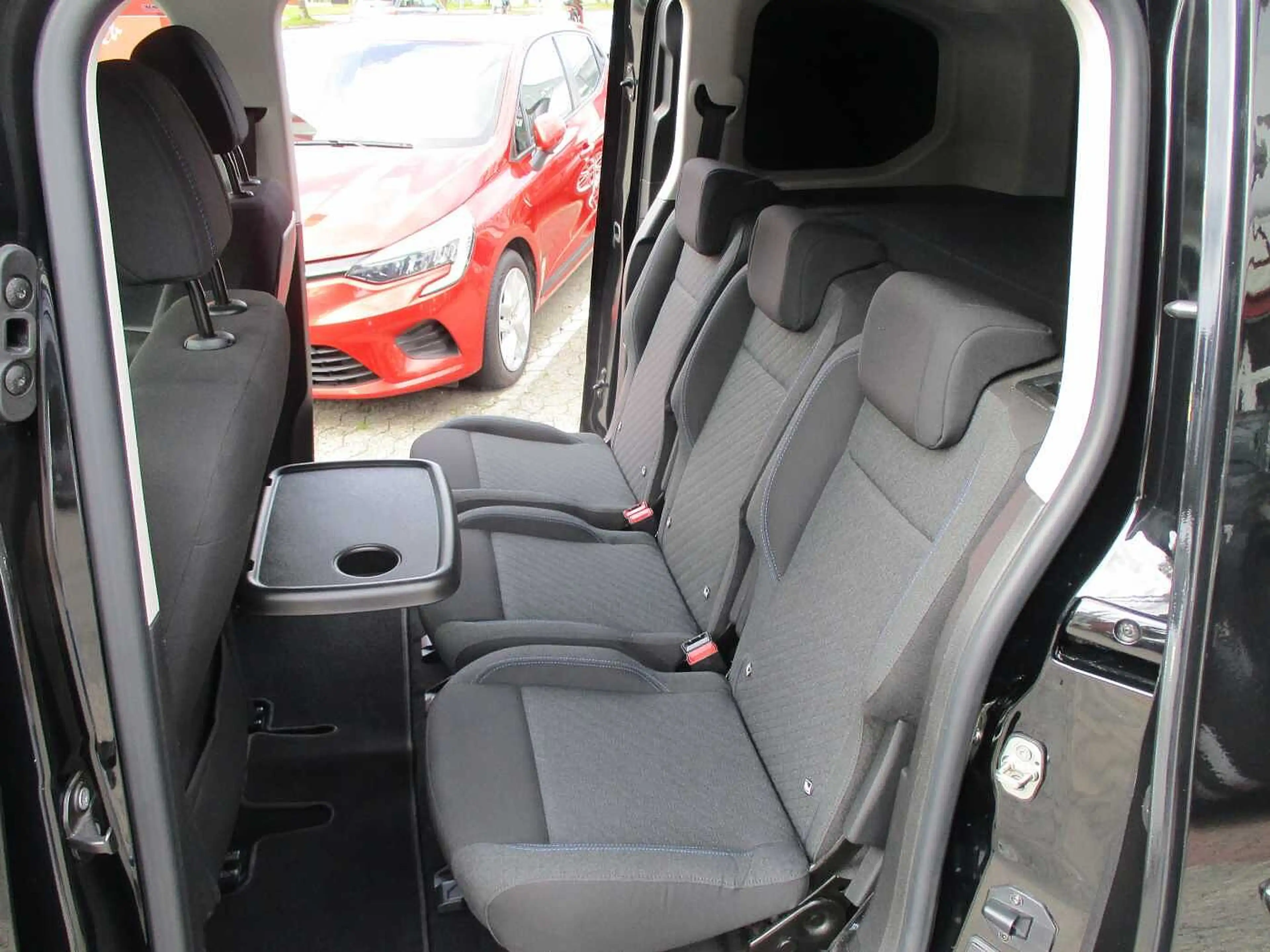 Peugeot Rifter BlueHDI 130  Allure, Scheckheft gepf. — photo 11