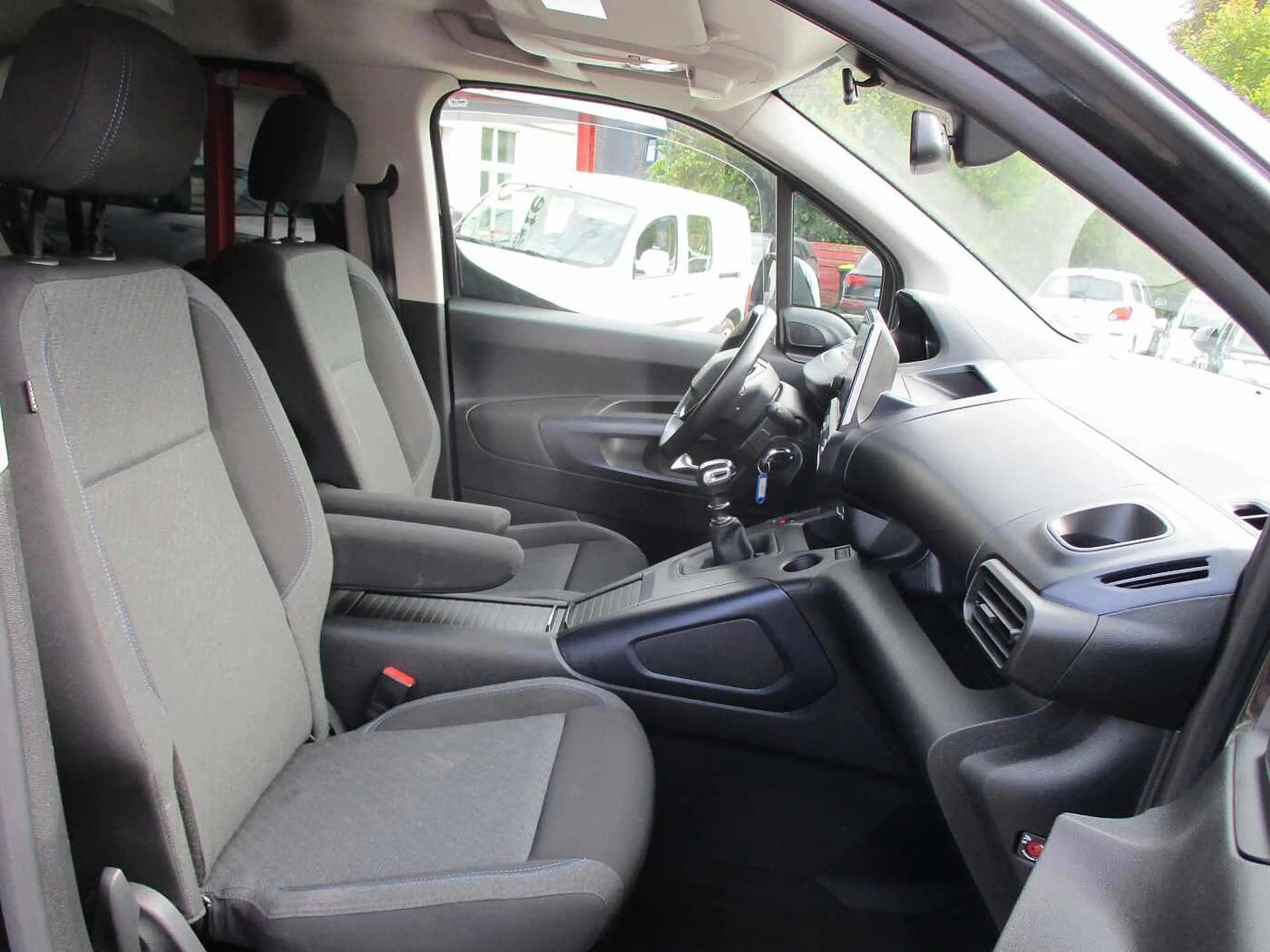 Peugeot Rifter BlueHDI 130  Allure, Scheckheft gepf. — photo 14