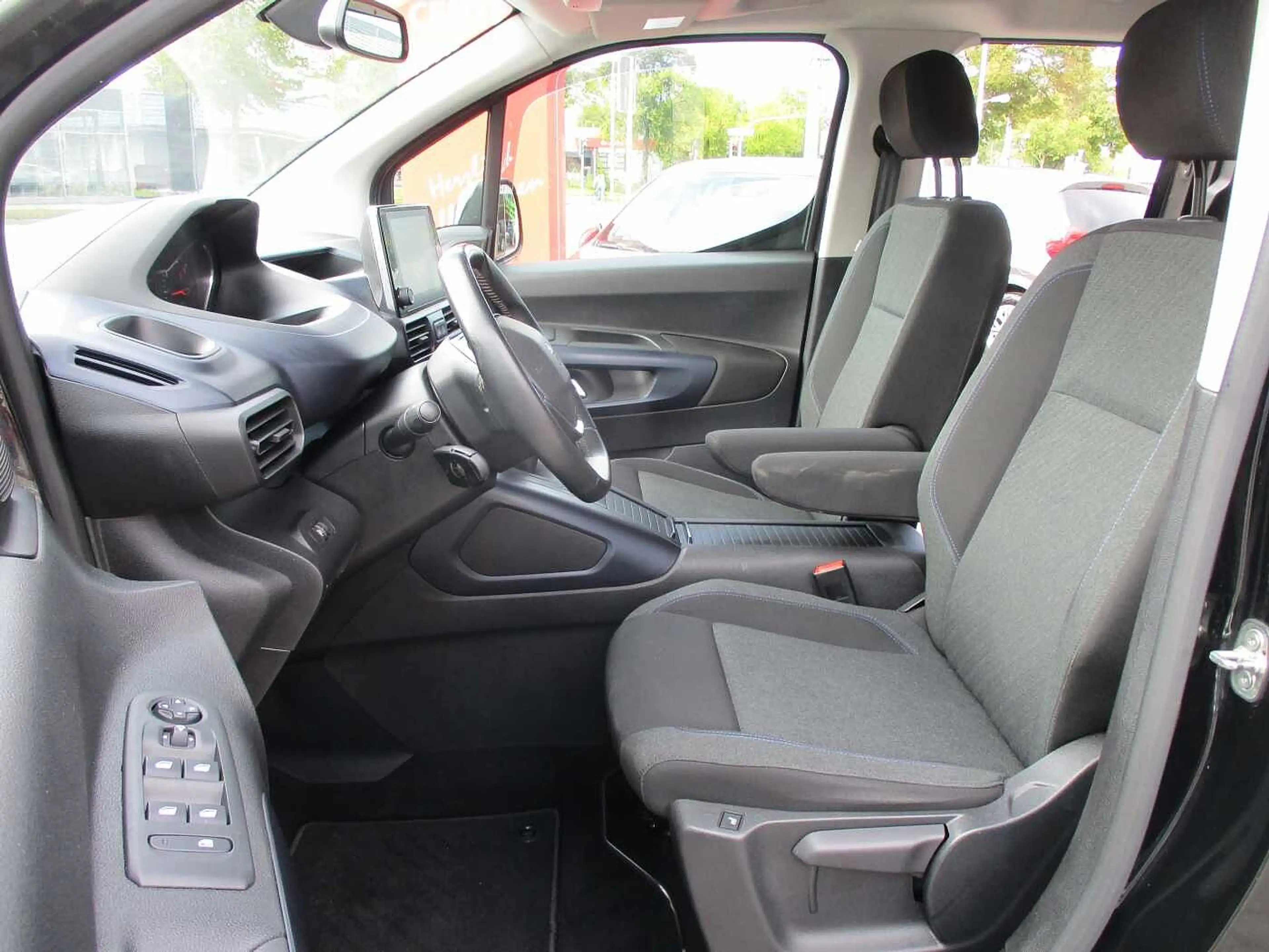 Peugeot Rifter BlueHDI 130  Allure, Scheckheft gepf. — photo 8