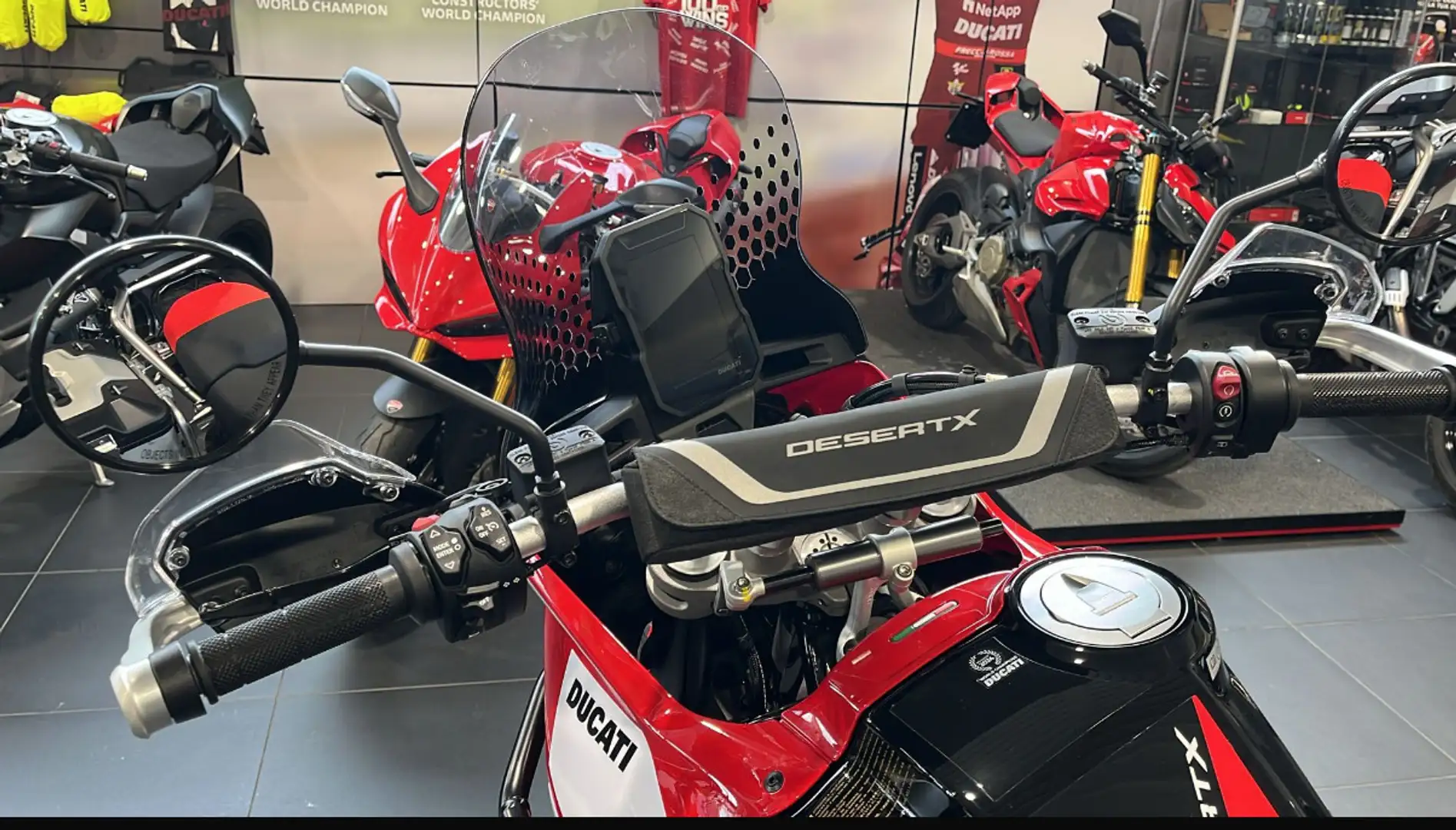 Ducati DesertX Discovery - 1