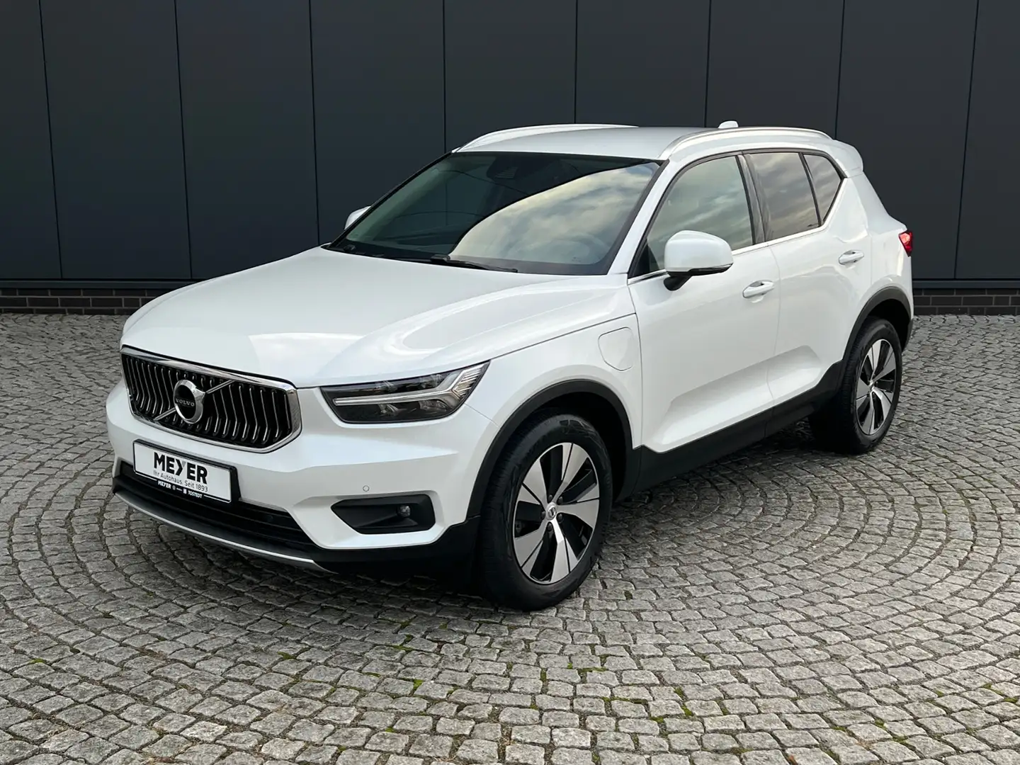 Volvo XC40 Blanc - 2