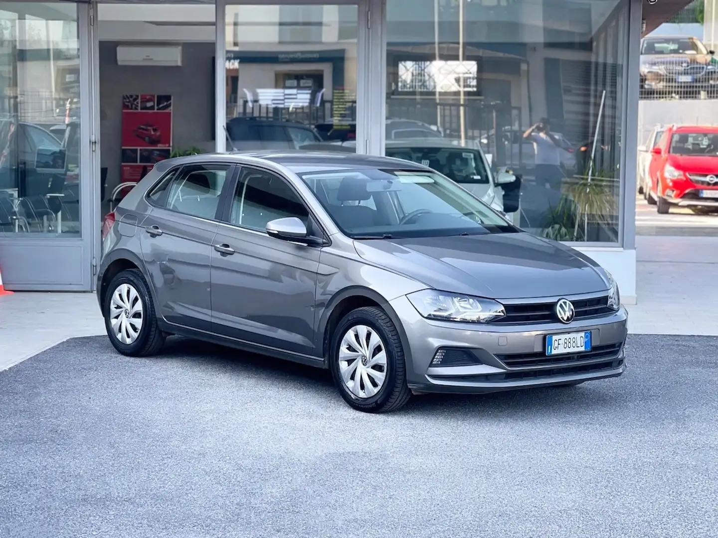 Volkswagen Polo 1.0 Metano 90CV E6 Neo. - 2021 Grigio - 1