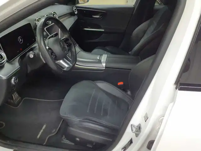 Mercedes-Benz C-Class view 7