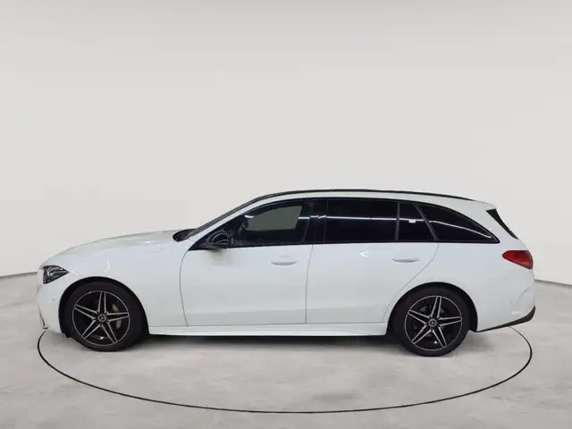Mercedes-Benz C-Class view 6