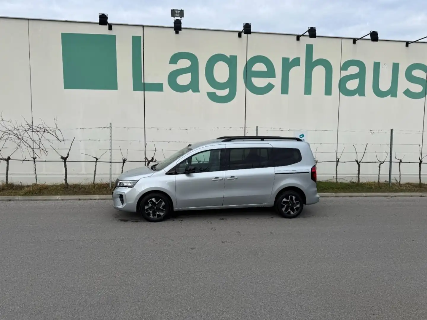 Nissan Townstar 1.3 DIG-T 130PS 6MT L2 Evalia Tekna Grau - 2