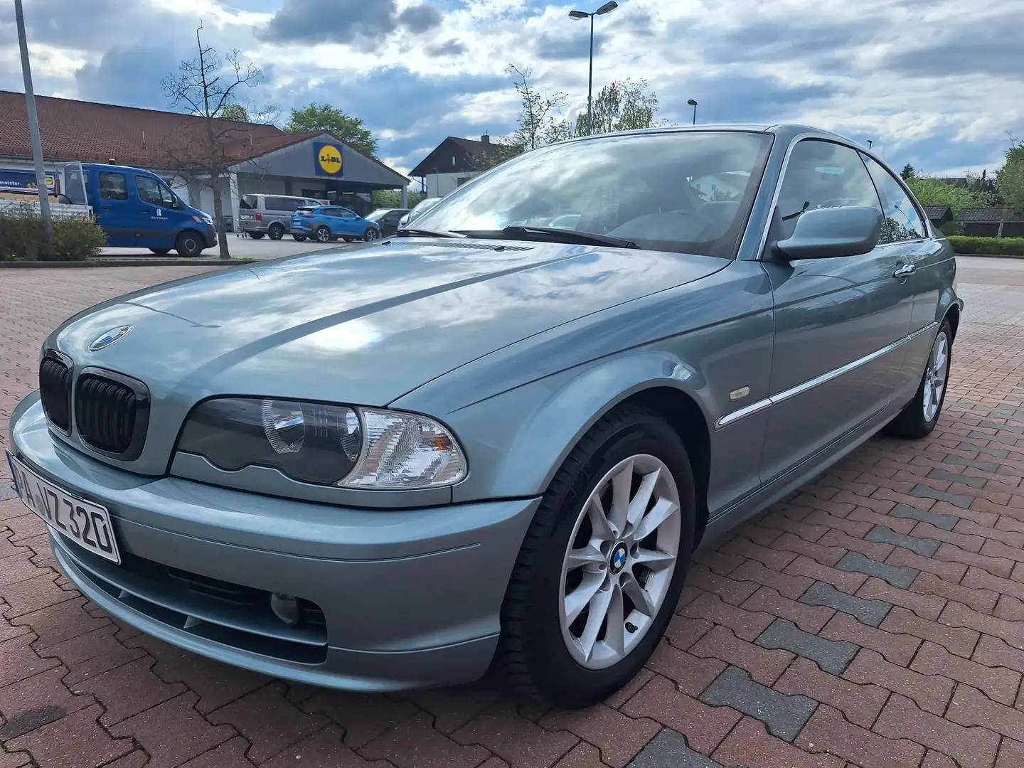 BMW 318 Ci - 1