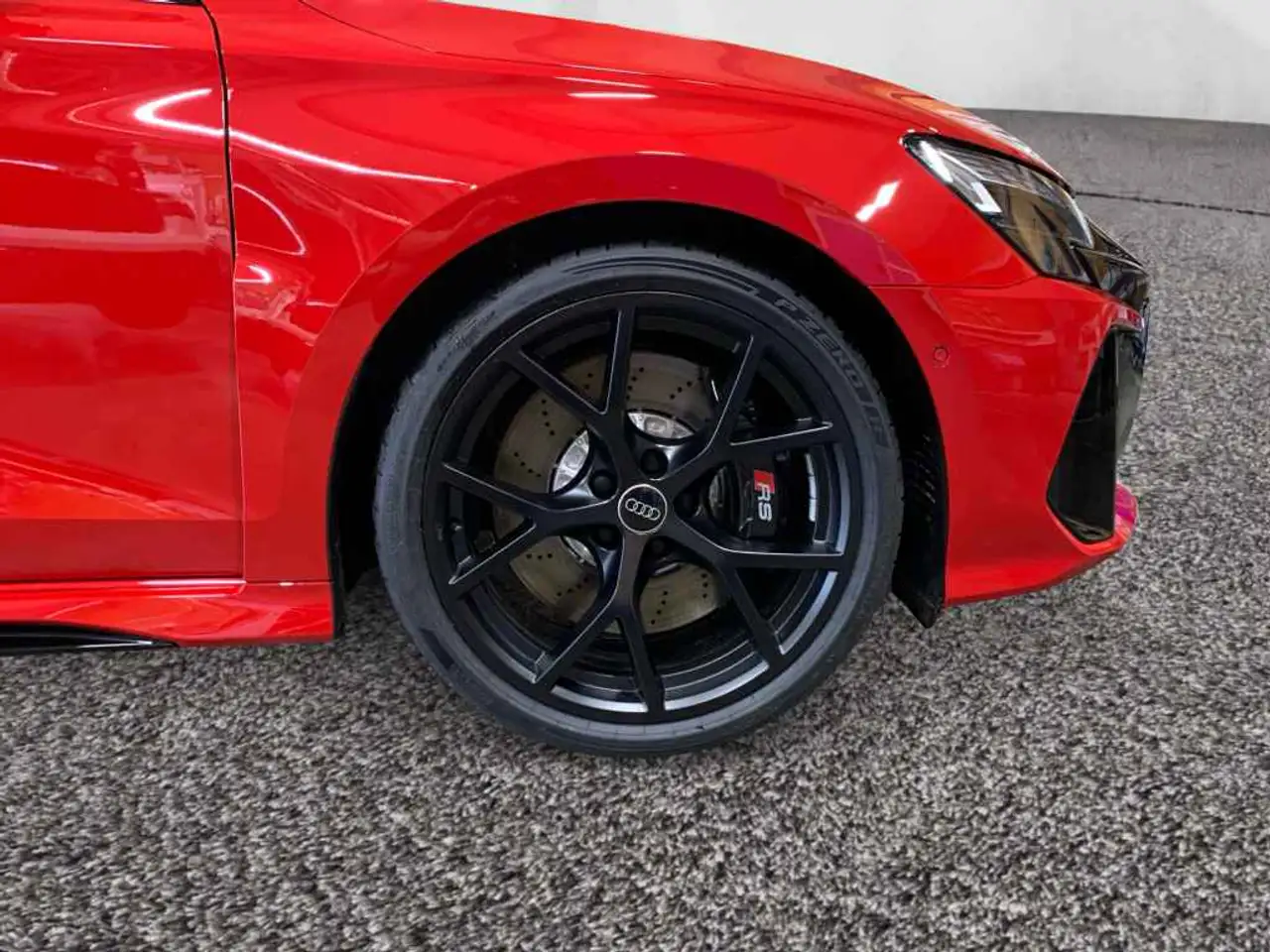 Audi RS3 RS 3 Limousine *RS-ABGAS*V-MAX280*LEDER*MATRIX* 4