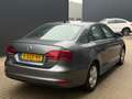 Volkswagen Jetta 1.4 TSI Hybrid Comfortline PDC V+A Gris - thumbnail 7