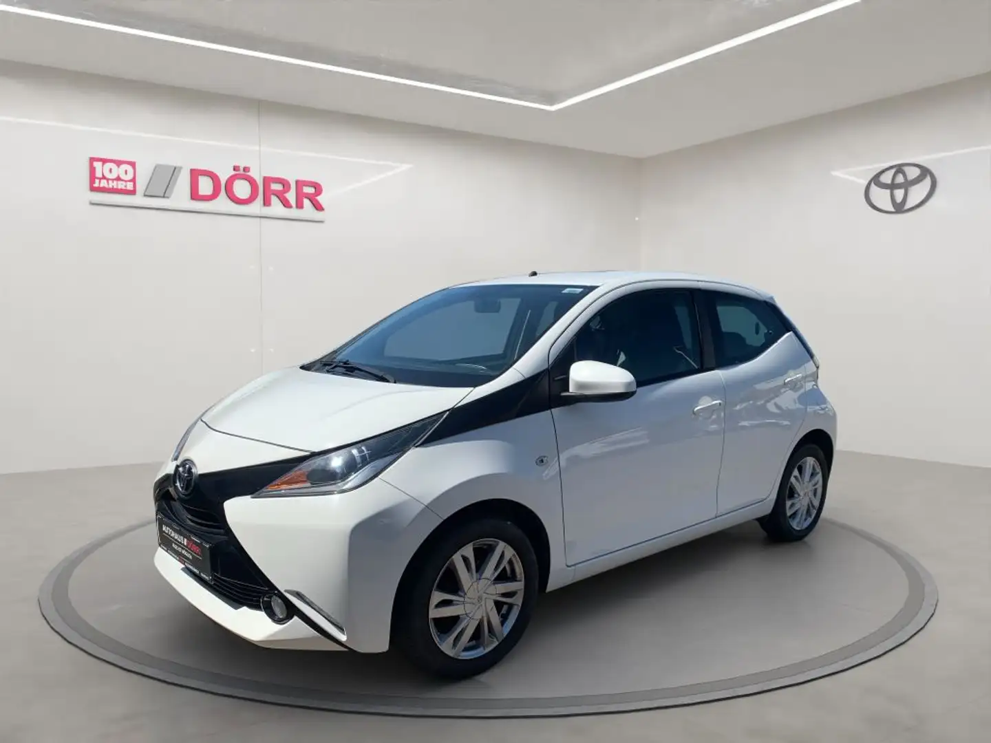 Toyota Aygo X x-play touch Klima/Kamera/Alu/Bluetooth Weiß - 1