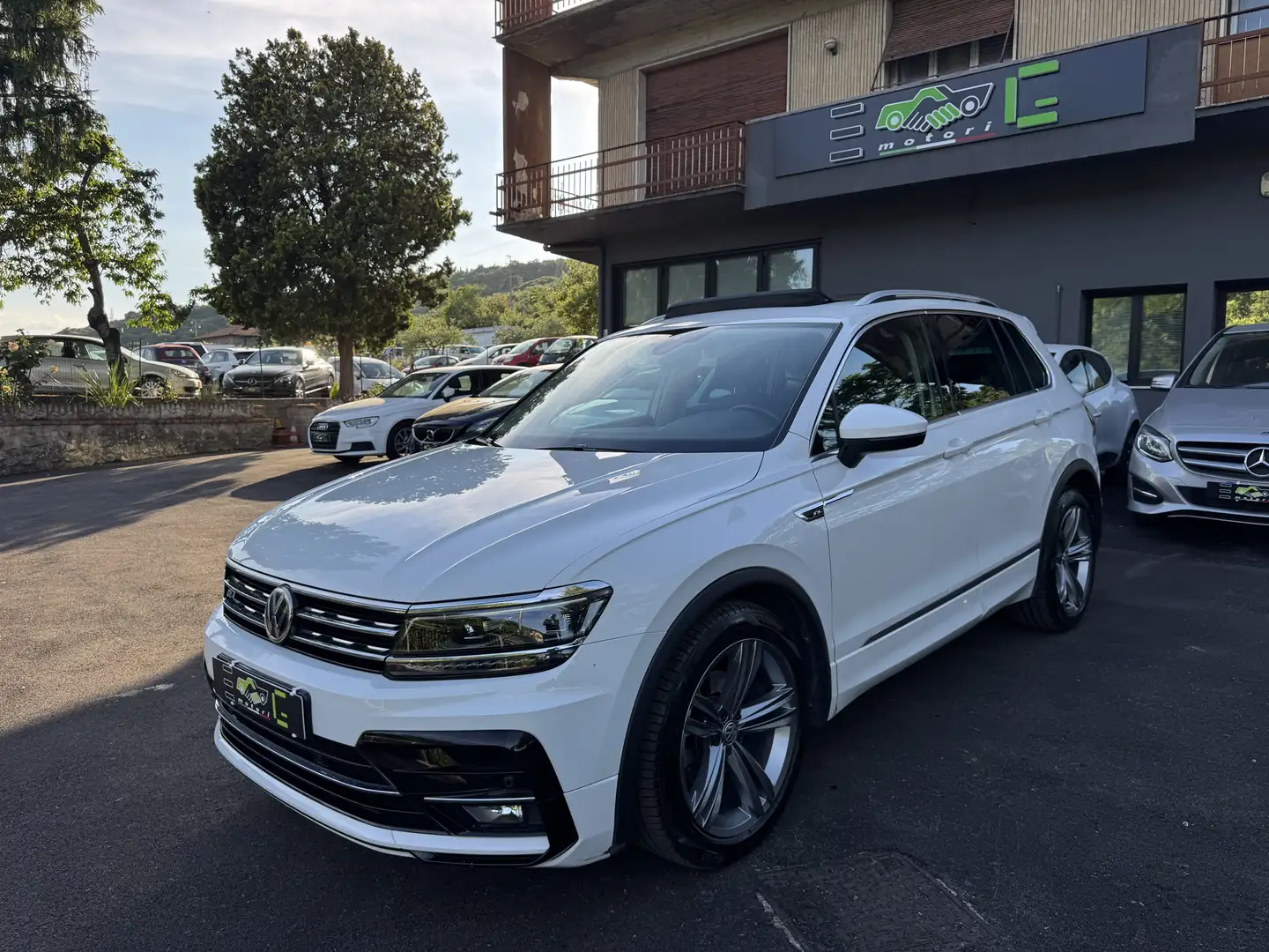 Volkswagen Tiguan 2.0 tdi Advanced R-Line 4motion 150cv - 1