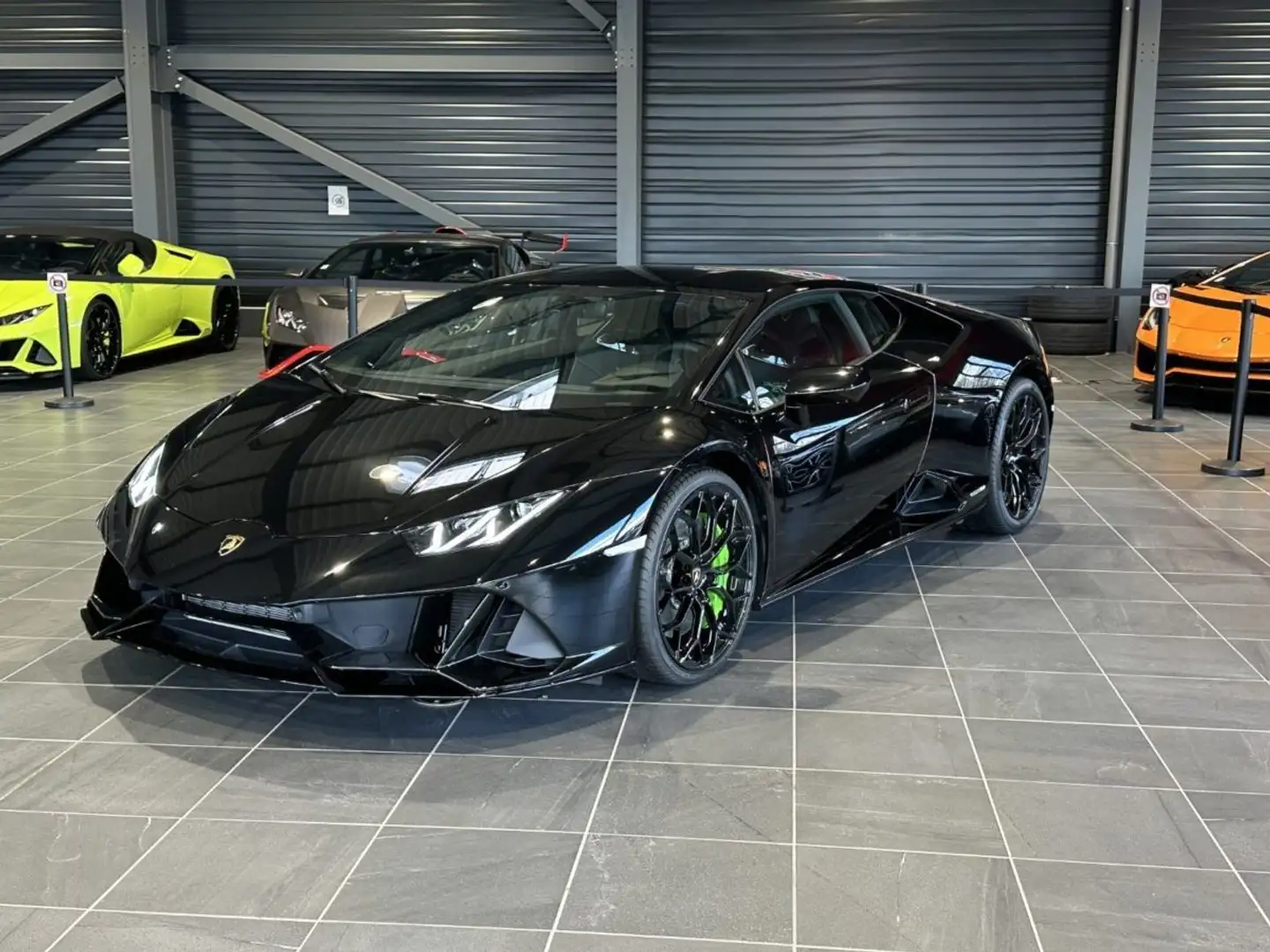 Lamborghini EVO 5.2L V10 640CV 4WD LDF7 Negru - 1