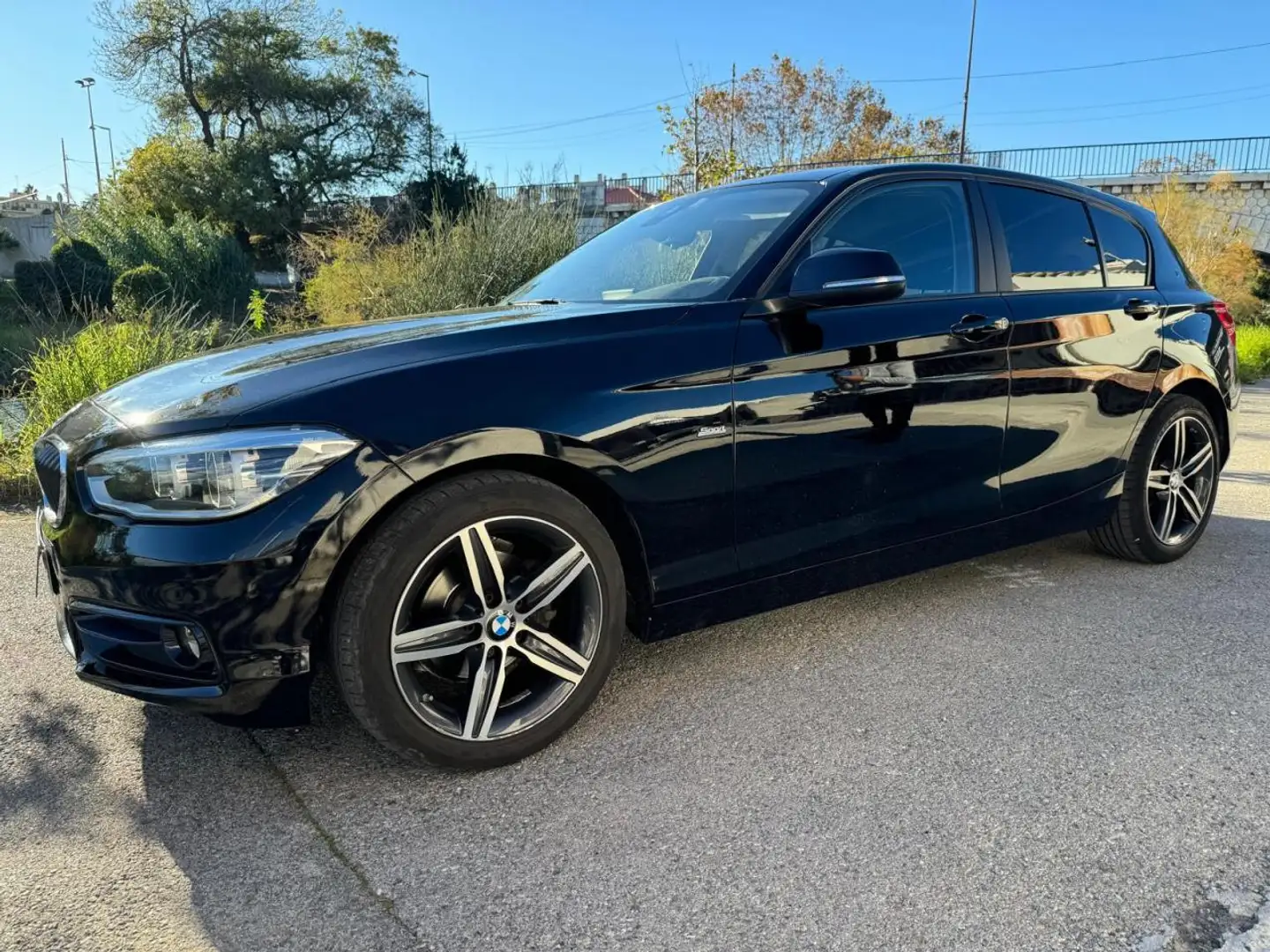 BMW 116 116d - BERLINE F20 LCI Sport PHASE 2 Nero - 2